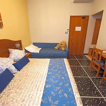 Hotel Bristol 3*